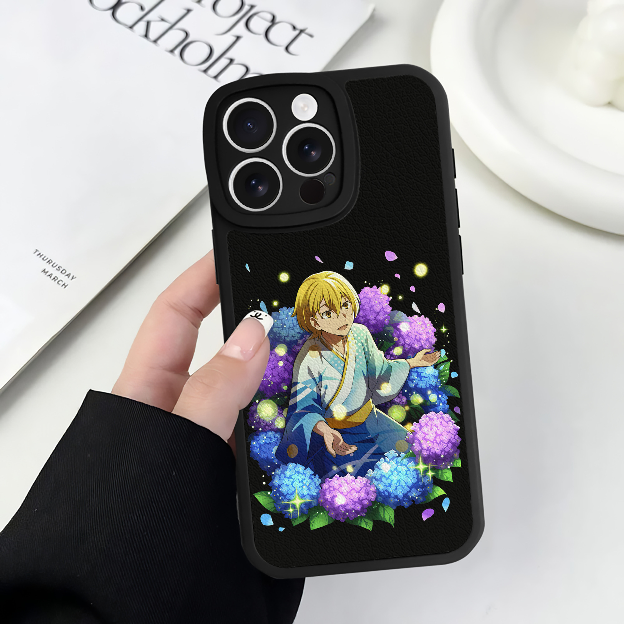 （画像用） 文豪ストレイドッグス Bungo Stray Dogs 【iPhone 16シリーズ対応】シリコンスマホケース（レザー調） 材質：シリコン